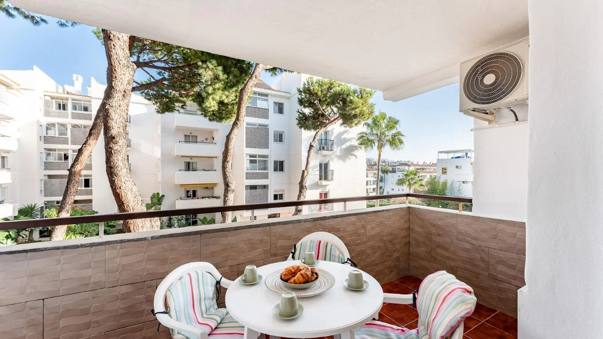 Perfekt Lokation! Ga Til Strand, Restaurant Og By Sitio de Calahonda Apartment